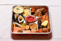 折り箱2000円