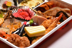 折り箱2000円